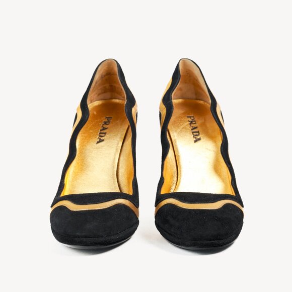 Prada SS/08 Black & Gold Suede Wavy-Stripe Scalloped Heels - Picture 2 of 9